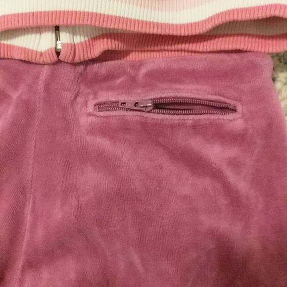 GAP lavender velour girls 4/5 track suit w/pockets - Picture 10 of 13